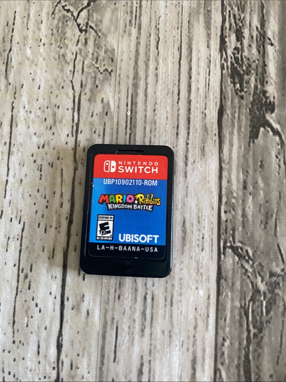 MARIO + RABBIDS: KINGDOM BATTLE— NINTENDO SWITCH GAME